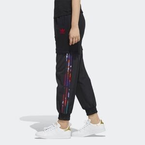 Adidas Originals CNY Sweat Shorts/ Track Pants Size XS